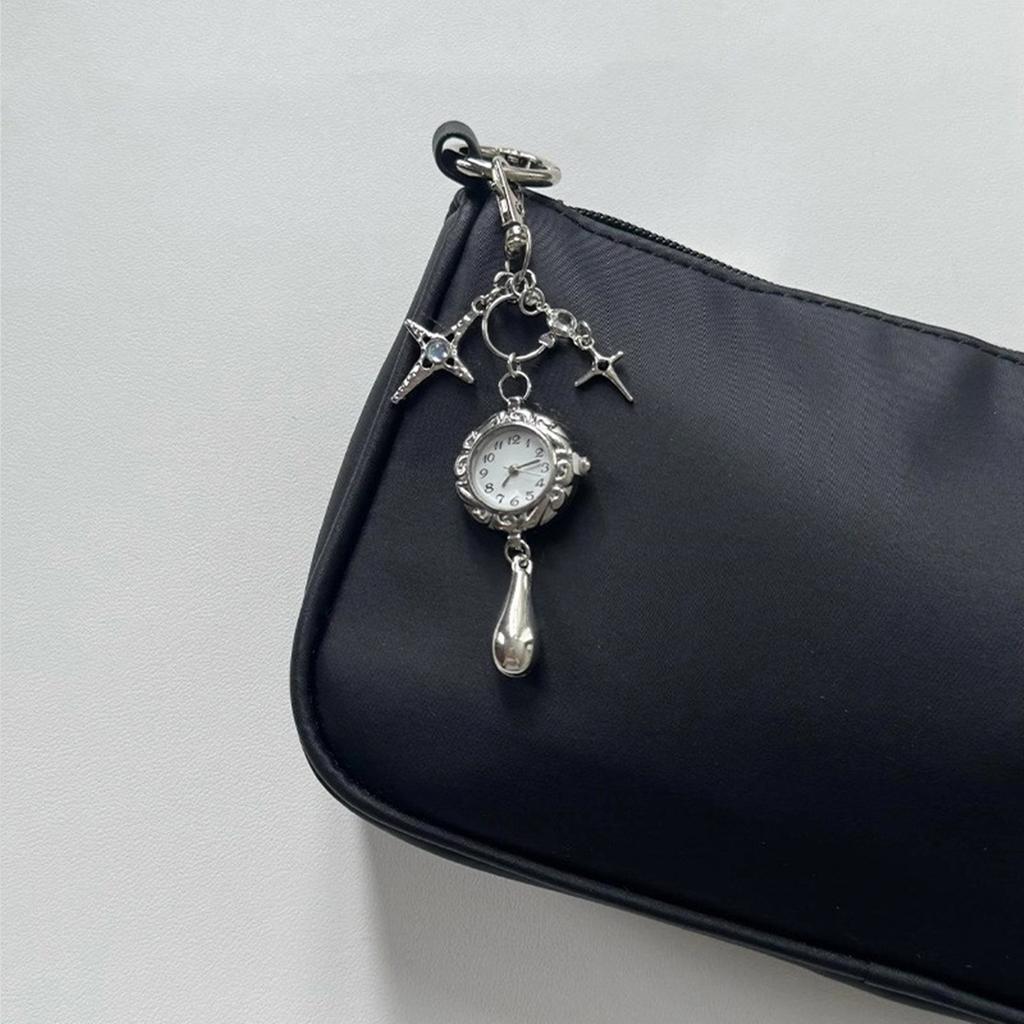 Classical Antique Inspired Key Holder With Decorative Locket And Sturdy Metal Construction Hollow Heart Pendant Keychain