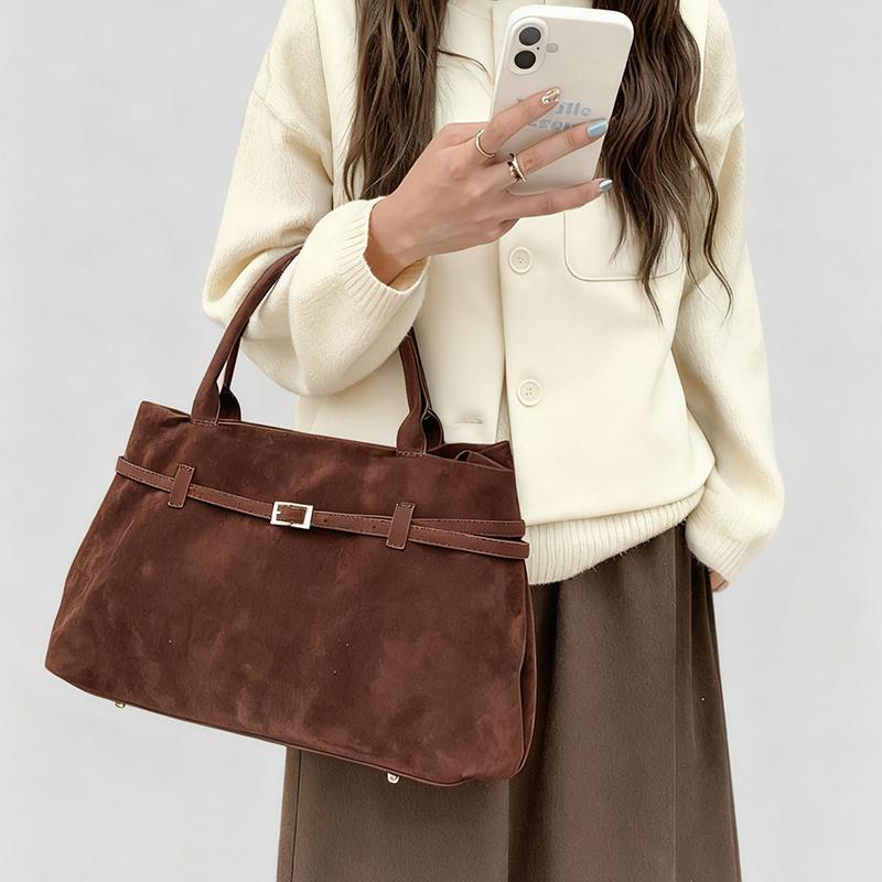 Women's Large Capacity Vintage Tote Bag - Elegant Brown, Structured Snap Closure, Sturdy Handles for Work, Travel, Everyday Use