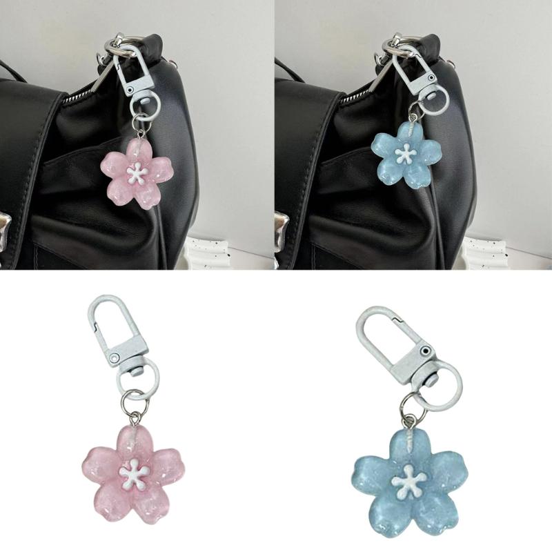 Stylish Flower Pattern Resin Keychain Pendant With Versatile Attachment Loop Perfect For Keychains Or Bag Charm