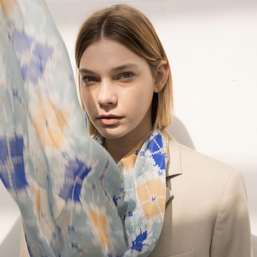 Bb De Soli De Silk Scarf 3color Claire BLUE