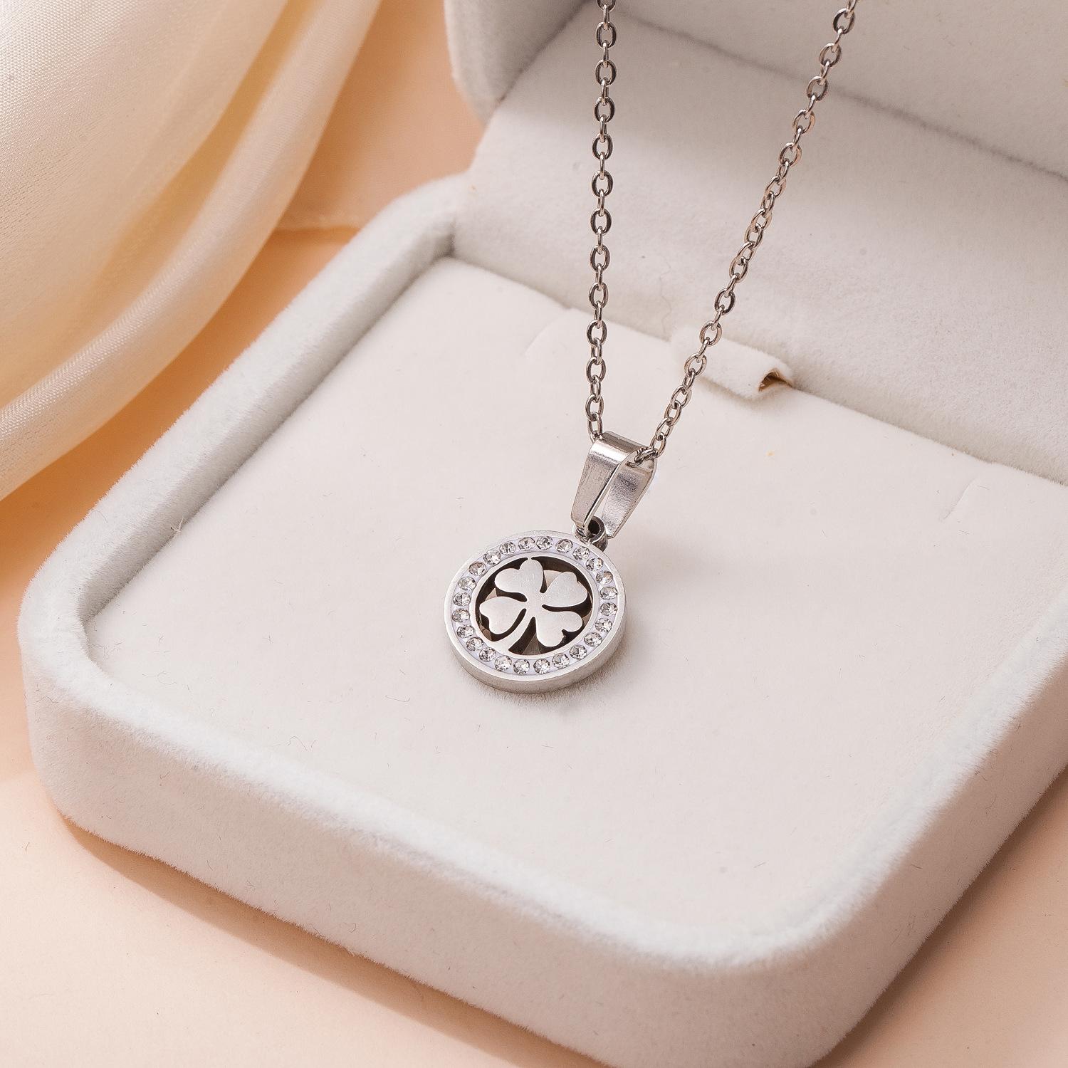 

Простое ретро ожерелье с четырьмя листами клевера на удачу, круглая цепочка с подвеской из титановой стали