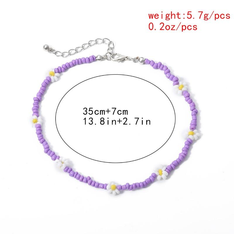 Women S Colorful Beaded Daisy Necklace European Fashion Style
