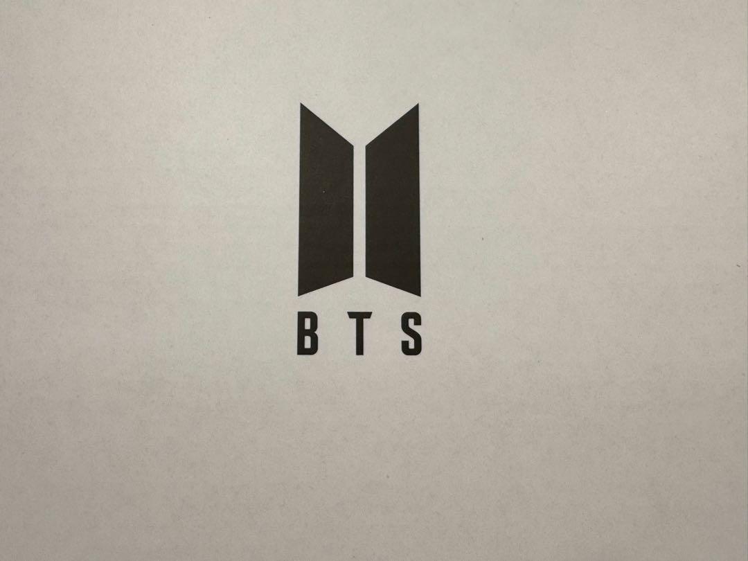 

[Б/В] BTS MERCH BOX 19 Без пропусків