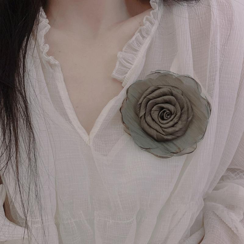 Elegant Flower Brooch Hair Clip Flower Hairpin Stylish Accessory Fashion Lapel Pin Headpieces Gift for Fashion Lover