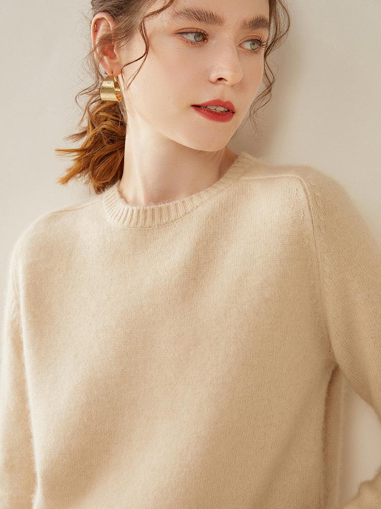 Women's Cashmere Knit Sweater: Cozy Loose-Fit Round Neck for Autumn/Winter