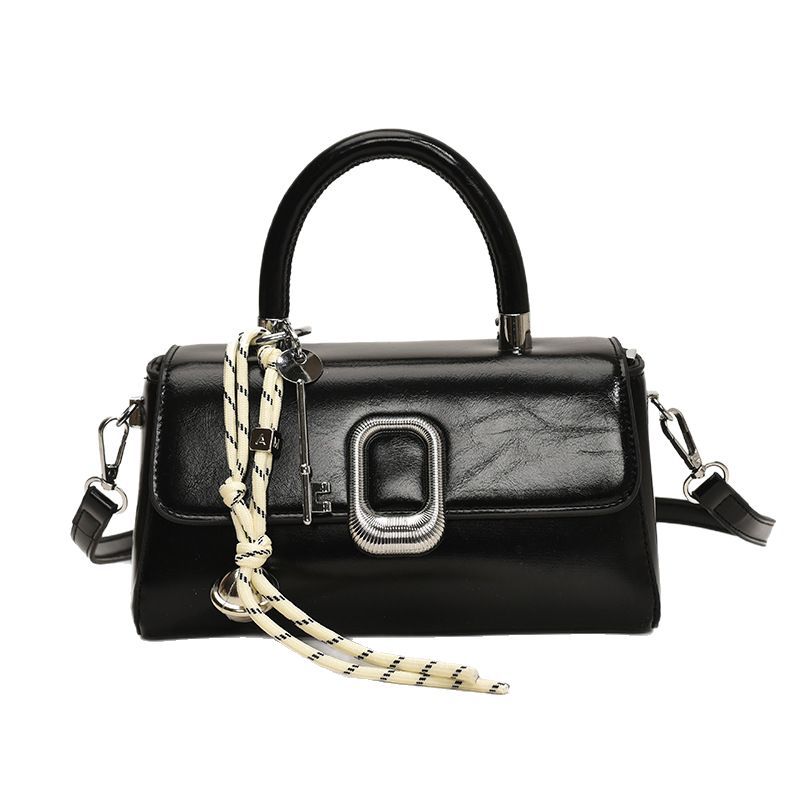 Simple Hand Bag Small Square Bag 2025 Spring New Fashion Shoulder Bag Trend Versatile Temperament Messenger Bag