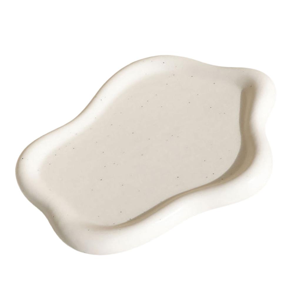 Fashionable Sturdy Ceramic Heart Shaped Jewelry Storage Tray Versatile Desk Organizers for Cosmetics and Accessories