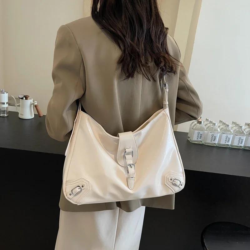 Módní jasné jednobarevné ramenní půlměsíční zipové populární vysoce kvalitní luxusní crossbody tašky