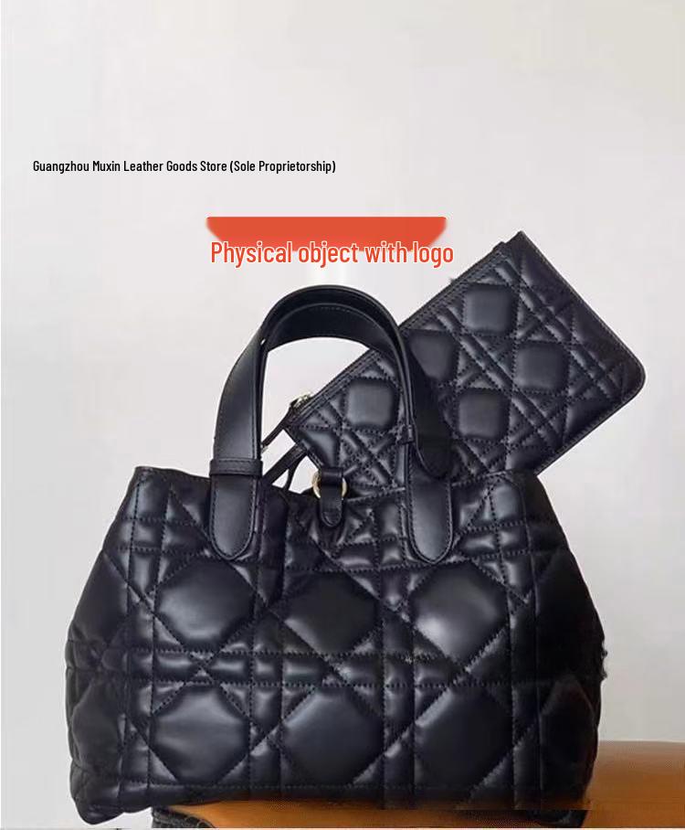 

D Brand Indigenous Mother & Child Bucket Handbag with Logo Small 23×15×15cm