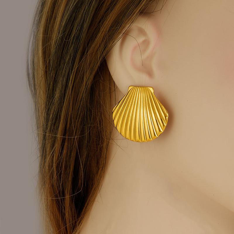 Stainless Steel Textured Shell Big Stud Earrings Distinctive 18K Gold Color Geometric Metal Waterproof Luxury Jewelry