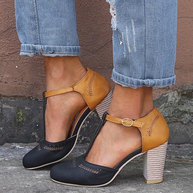 Summer New Fashion Women'S High Heel Sandals Ladies Pointed Toe Sandals Chunky Heel Shoes Plus Size 35-43