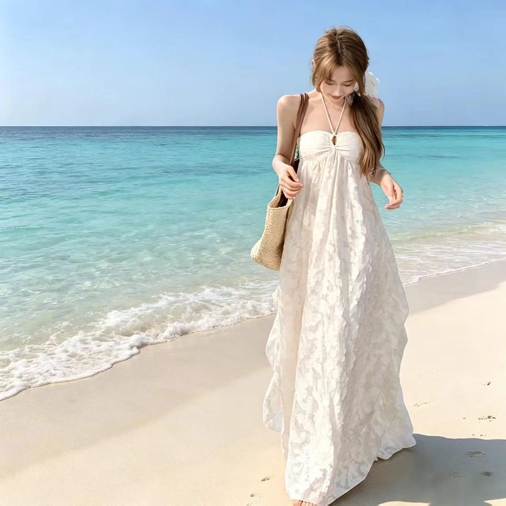 Seaside Vacation Backless Neck Dress, Children's Spring and Summer New Models with Chest Pads, Pure Desire Hollow Mid-length Dress