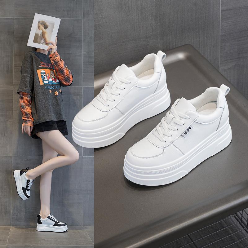 2026 autumn women's shoes new board shoes women's shoes versatile single shoes muffin thick sole heightening small white single shoes