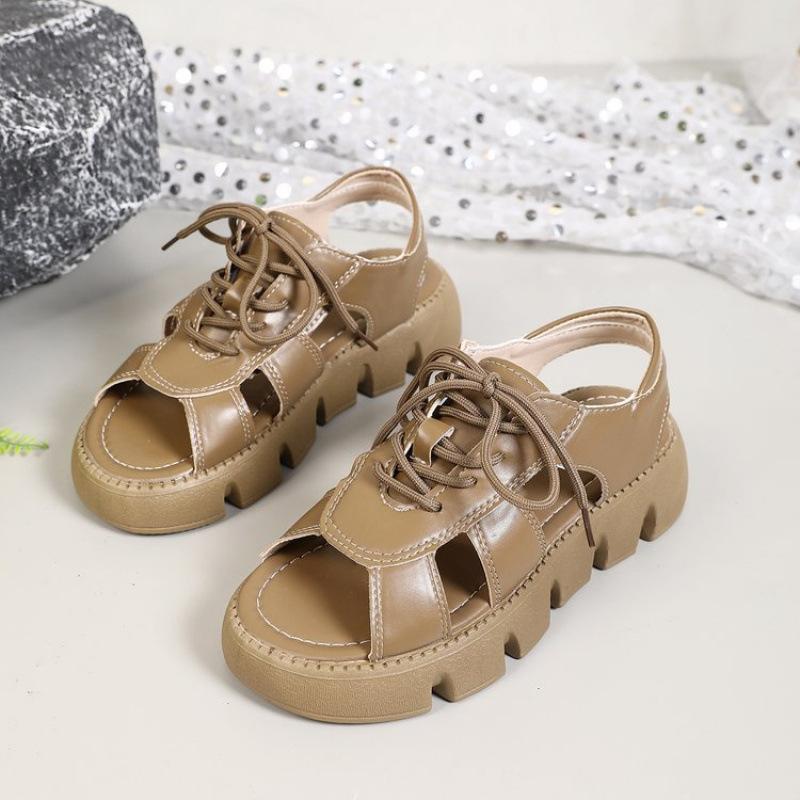 Foreign Trade Sandals Women's Summer Models 2025 New Muffin Thick-soled Fashionable Foreign Style Light and Versatile High-end Beach Shoes