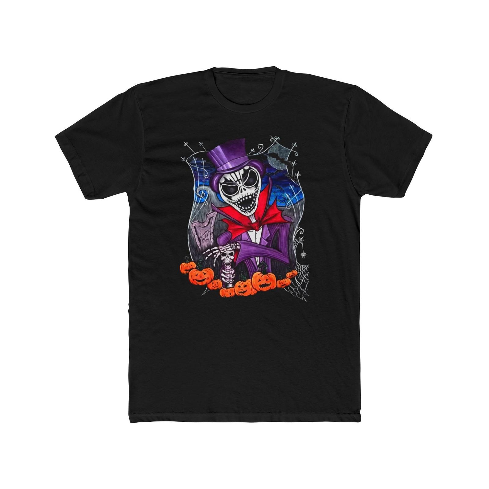 

Creepy Jack-O -Skull in Purple Suit T-Shirt | Halloween Pumpkin Scene S разноцветный