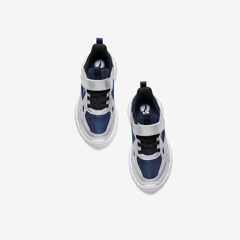 Anta Kids Synthetic Leather Fabric Trendy Versatile Lightweight Shock Absorbing Low Top Running Shoes Kids sneaker Sea-Blue Silver A12449977-1