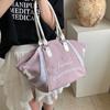 2025 new niche design letter versatile portable tote bag leisure commuting shoulder handbag wholesale