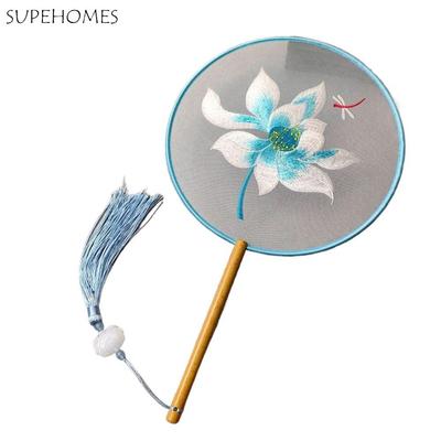 Runder beidseitiger Stickfächer Chinesischer Stil Holzgriff Stickerei Runder Fächer Handheld Quasten Blume Seidenfächer