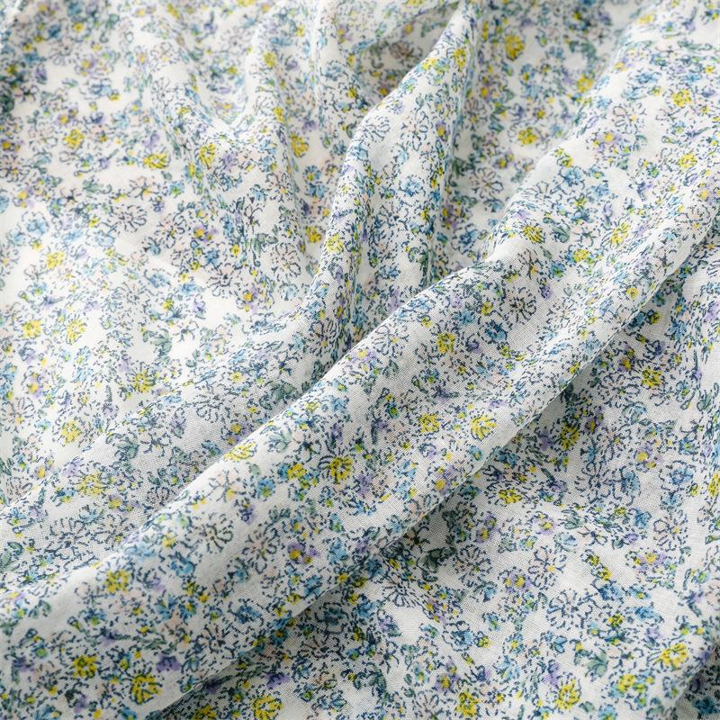 Women Elegant Plant Print Scarf for Women - Breathable, Fashionable, and Warm Polyester Shawl for Casual Outings