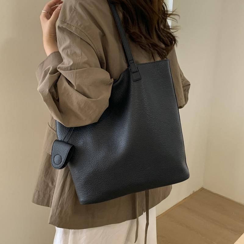 Large Capacity Bag Women's 2025 New Trendy High-end Light Luxury Niche Shoulder Bag Commuter Tote Bag Mother and Child Bag