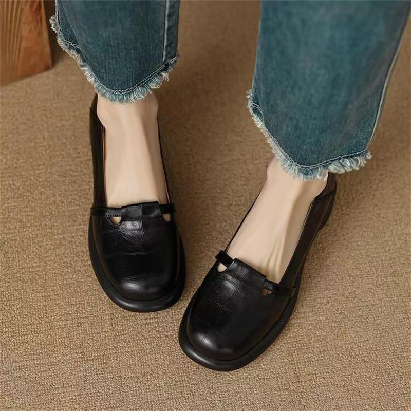2025 New Commuter Women's Shoes Round Head Shallow Mouth Retro Platform One-pedal Single Shoes French Mary Jane Small Leather Shoes