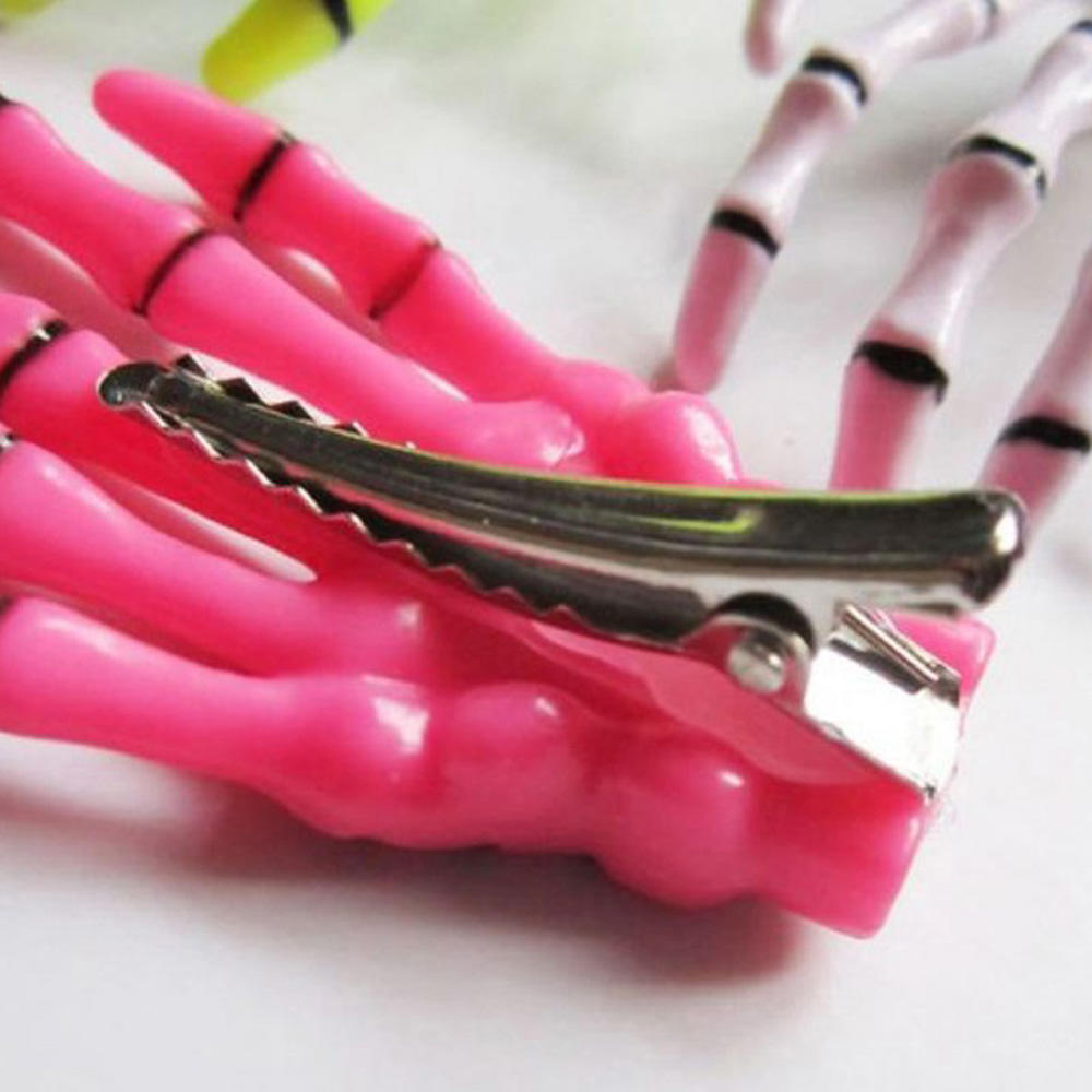 2PCS New Creative Design Zombie Ghost Skeleton Claw Hairpin Halloween Hair Clips Hand Bone