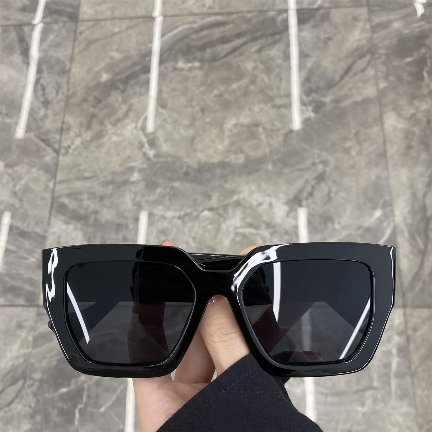 

Солнцезащитные очки женские квадратная оправа большая оправа круглая уличная съемка коричневые солнцезащитные очки анти-ультрафиолетовый прилив - чёрный