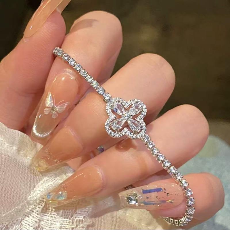 Zircon rhombus flower hollow adjustable bracelet Korean niche exquisite bracelet temperament versatile fashion jewelry women