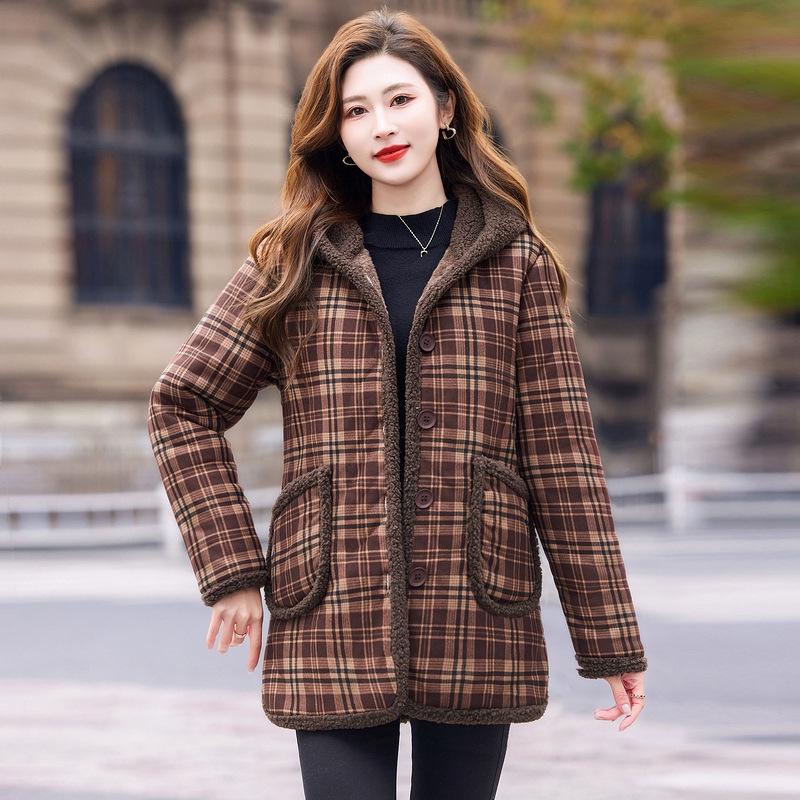 Mom's Winter Velvet-Lined Plaid Jacket - Warm, Cotton Padded, Plus Size for Middle-Aged & Elderly Women