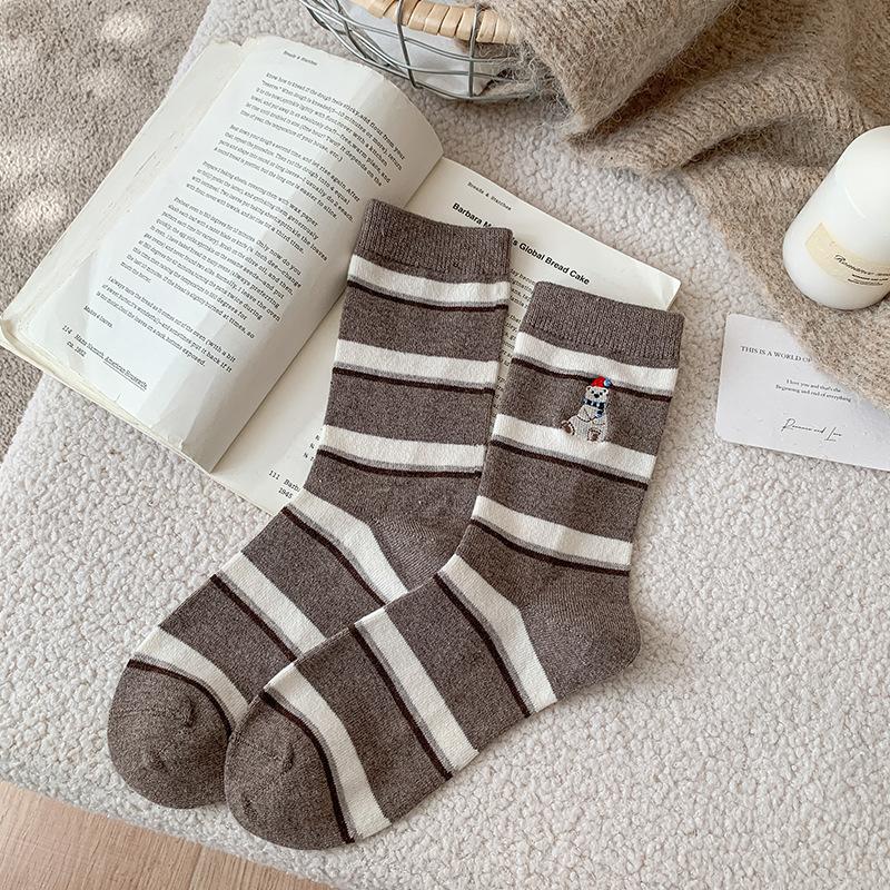 Winter Polar Bear Cashmere Socks Women'S Contrast Striped Vintage Mid-Leg Socks Warm And Versatile High Wool Socks