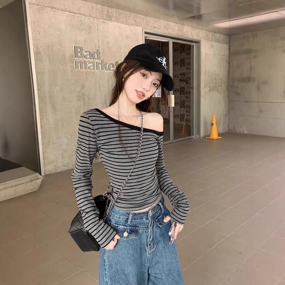 Schräger Ausschnitt, Off-Shoulder Gestreiftes Langarm-T-Shirt für Damen Im Frühherbst, Neues Slim-Fit und Kurzes Oberteil
