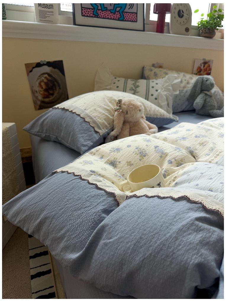 Korean Soft Crinkled Gauze Lace 4-Piece Bedding Set
