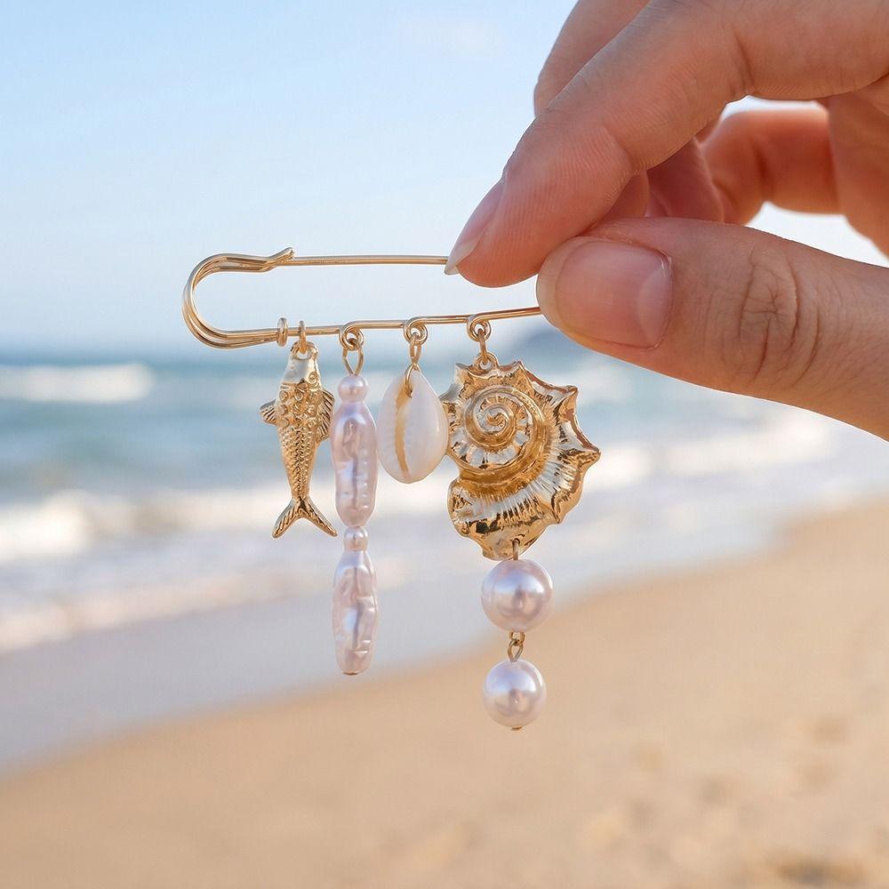 Pearl Pendant Ocean Element Brooch Gold Tone Tropical Fish Brooch Dress Pants Corsage
