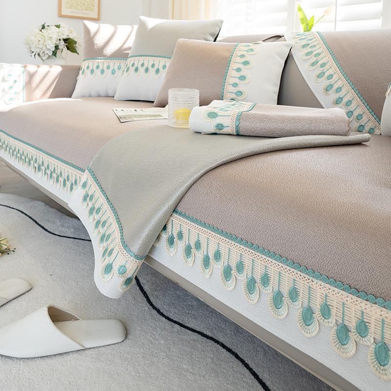 

Подушка для дивана из ледяного шелка, летний нескользящий коврик, подушка, универсальная для всех сезонов, легкий кожаный чехол для дивана в роскошном стиле, утолщенный чехол 70*70cm