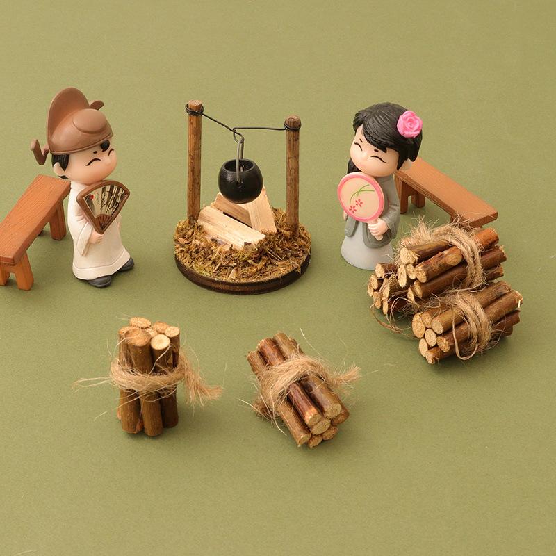 2PCS Mini Firewood Pile Decor Firewood Model for Dollhouse Accessories Miniature Campfire Decoration for Boys and Girls Playtime