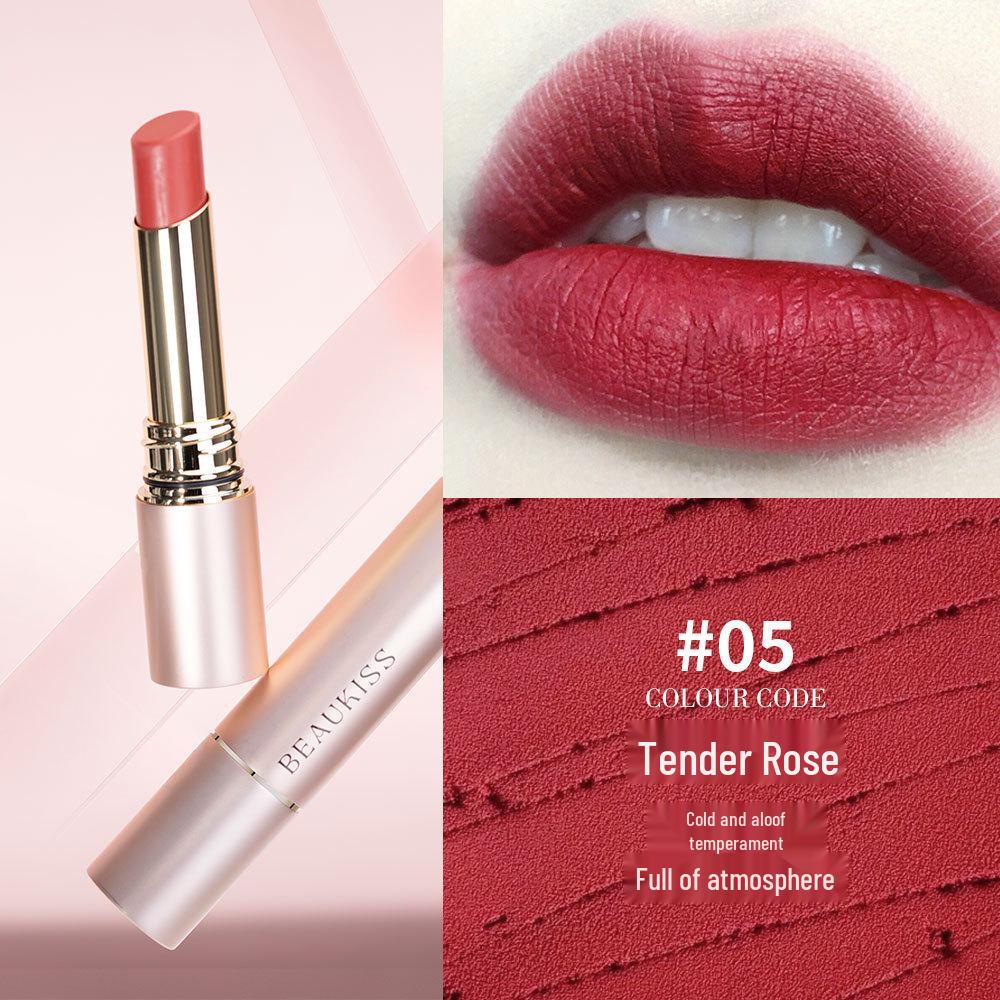 Waterproof, moisturizing matte lip glaze with color-lock, cup-proof, long-lasting formula that doesn't show lip lines.