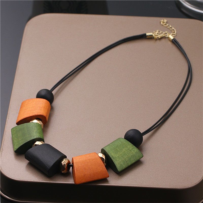 And American Style Unique Exaggerated Niche Necklace for Women, 2026 New Model, Purple Decorative Choker, Clavicle Chain, Stylish Sweater Chain