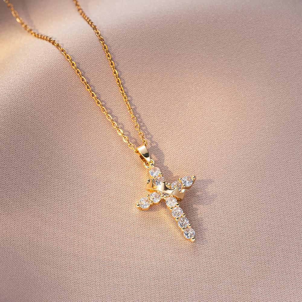 Stainless Steel Chain Fashion Luxury Zircon Cross Pendant Necklaces for Women Men Cool Gold Silver Color Cross Jewelry Gifts