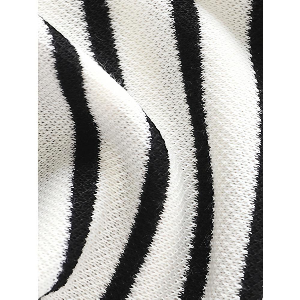 Spring/Autumn Boys' Sweatshirt, Classic Black and White Striped Patchwork Design, Stand-Up Collar Half-Zipper Breathable Tops