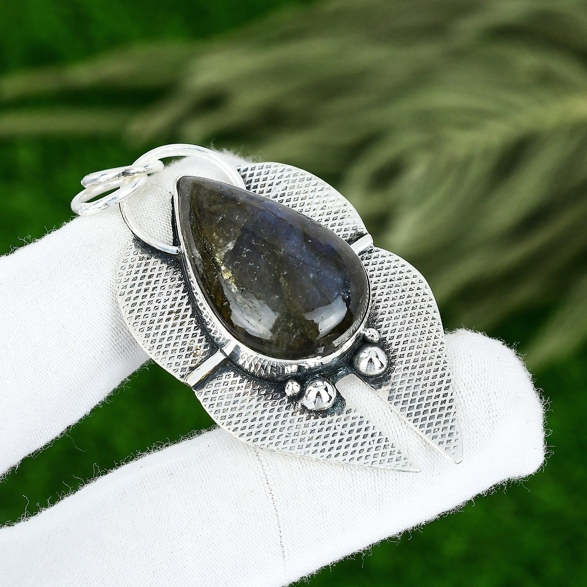 

Memorial Day Sale Labradorite Stone 925 Sterling Silver Bezel Pendant Jewelry