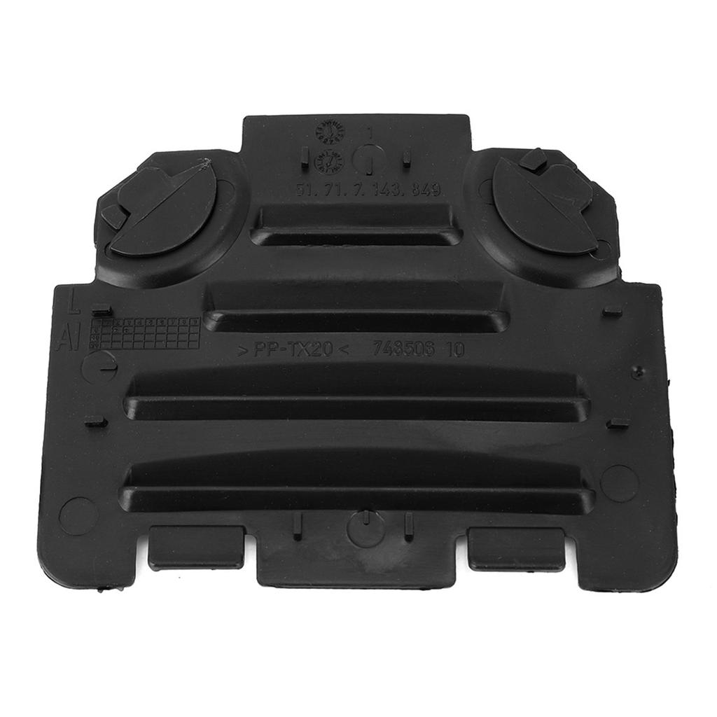 Passenger Vent Access Headlight Cover 51717143849 Fit for E82 E88 E90 E91 M3 325i 330i 328i