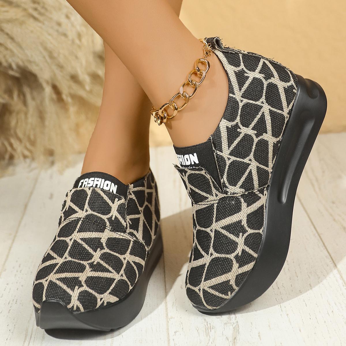 

Модные кроссовки на платформе с полосатым принтом для женщин, новые удобные женские мокасины на толстой подошве, легкие повседневные туфли без застежек для женщин 42 чёрный