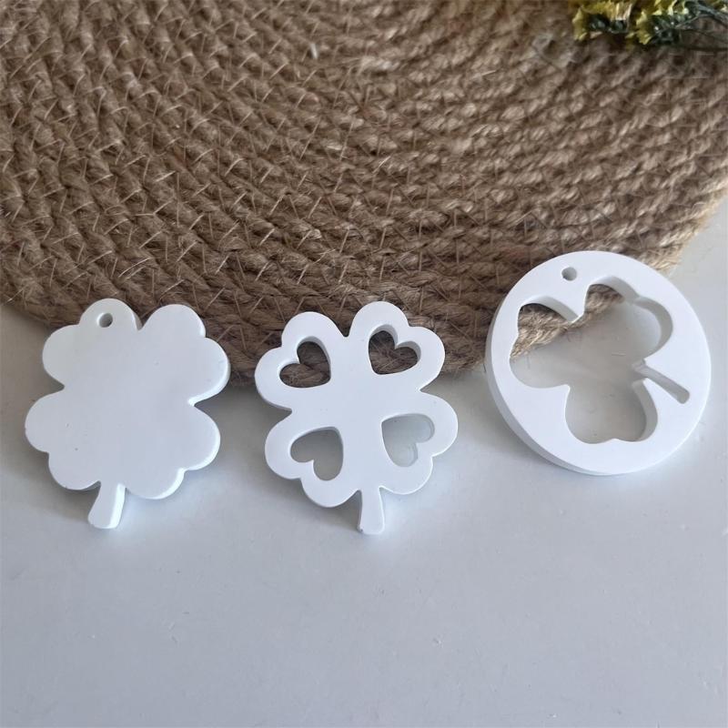 Flexible Pendant Mold Craft Molds Four Leaf Plant Shape Keychain Mould Crafting Accessories Present for Crafting Lover