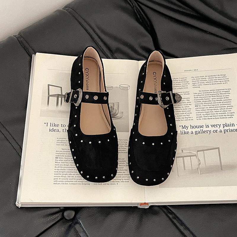Retro word with square head Mary Jane shoes girl 2025 summer new French fairy with skirt versatile light mouth single shoes