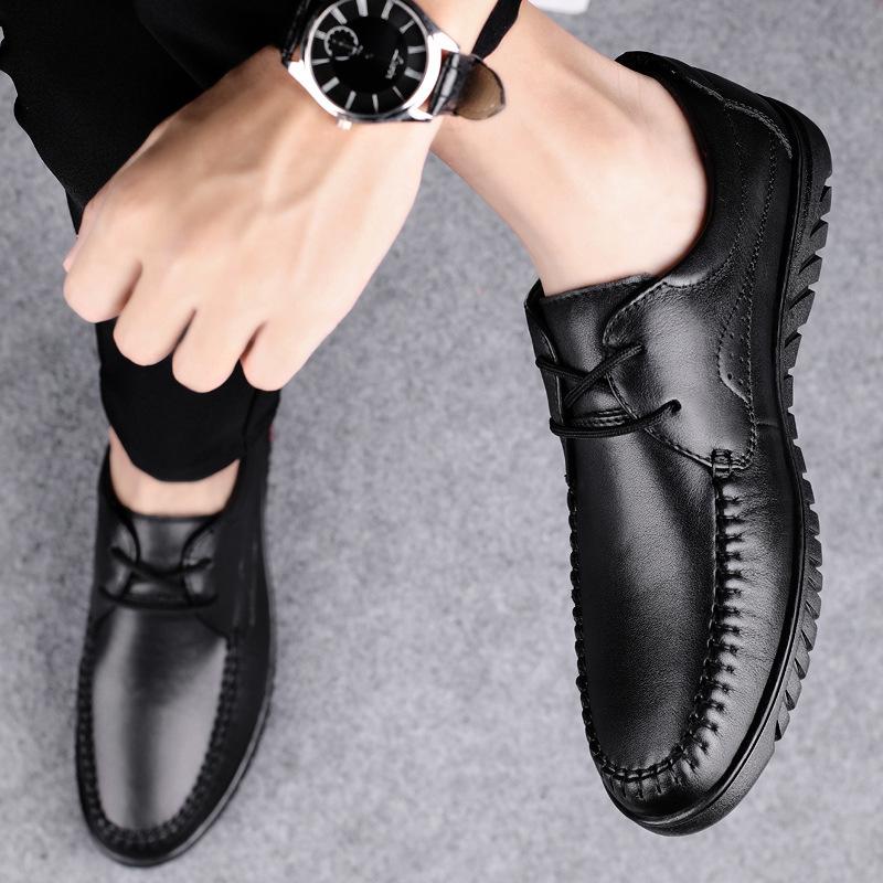 

Men s shoes 2025 summer British wind punching breathable middle-aged men s soft sole wear-resistant deodorant feet comfortable casual leather shoes 38