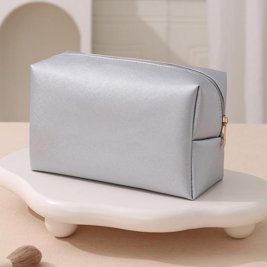 Portable Cosmetic Bag Stylish Zippered Makeup Pouch Travel Toiletry Organizer for Women Lipstick Makeup Brushes