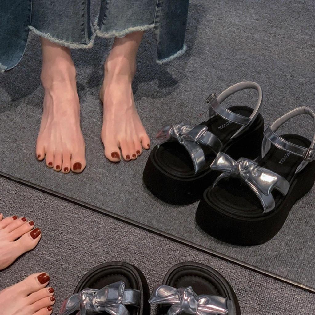 Women's summer outer wear thick-soled soft-soled slippers fashion and high-end slippers 2025 new French beautiful bow