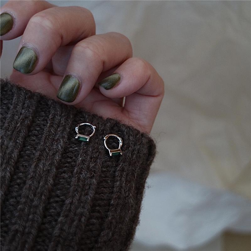 Casual Retro Green Zirconia Earrings Buckle Simple Temperament Senior Sense of Small Earrings Trendy Gift Elegant Lady's Accessories Classic Jewelry