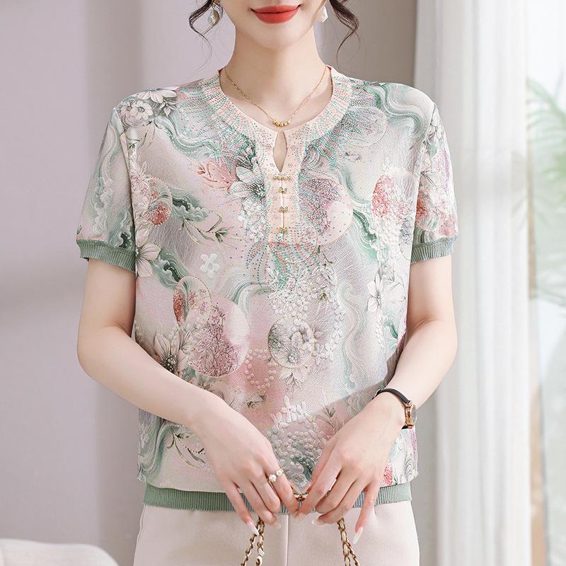 

Summer Knitted Ice Silk T-shirt for Middle-Aged and Elderly Women - 2026 Collection 3XL (suggested for 135-155 lbs) зелений