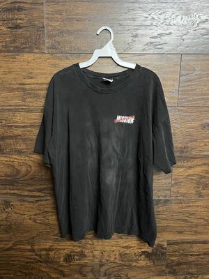 Tops – T-Shirts